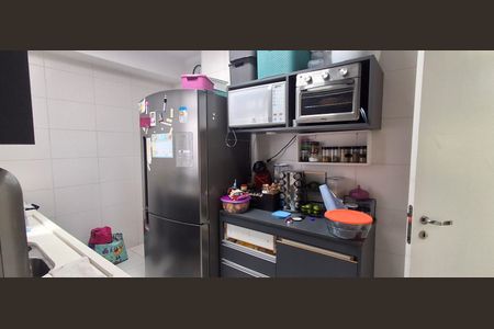 Apartamento para alugar com 100m², 3 quartos e 2 vagas Apartamento para alugar com 100m², 3 quartos e 2 vagasCozinha