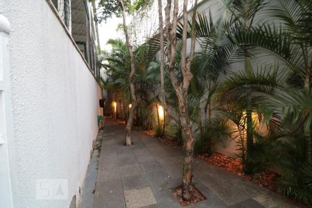 Apartamento para alugar com 100m², 3 quartos e 2 vagas Apartamento para alugar com 100m², 3 quartos e 2 vagasÁrea Comum