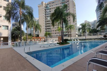 Apartamento para alugar com 81m², 2 quartos e 1 vaga Apartamento para alugar com 81m², 2 quartos e 1 vagaÁrea comum - Piscina