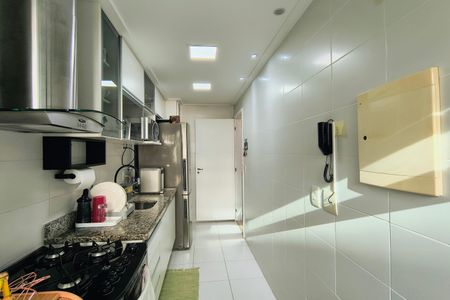 Apartamento para alugar com 81m², 2 quartos e 1 vaga Apartamento para alugar com 81m², 2 quartos e 1 vagaCozinha - Armários