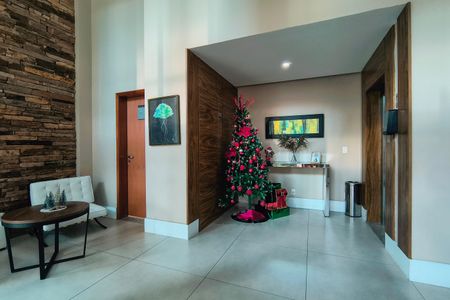 Apartamento para alugar com 81m², 2 quartos e 1 vaga Apartamento para alugar com 81m², 2 quartos e 1 vagaHall de entrada