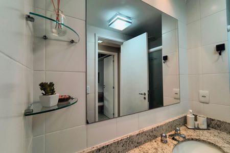 Apartamento para alugar com 81m², 2 quartos e 1 vaga Apartamento para alugar com 81m², 2 quartos e 1 vagaBanheiro Social