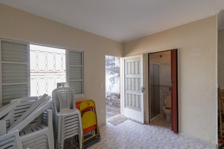 Casa para alugar com 211m², 3 quartos e 2 vagas Casa para alugar com 211m², 3 quartos e 2 vagasQuarto de Serviço