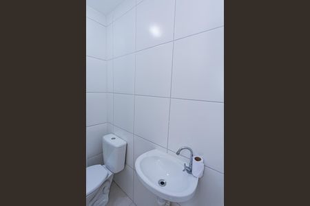 Banheiro Social de apartamento para alugar com 2 quartos, 35m² em Vila Barreto, São Paulo
