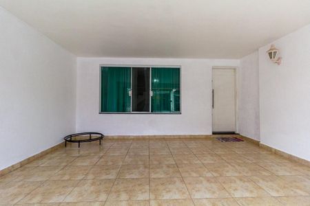 Casa para alugar com 220m², 4 quartos e 2 vagasGaragem