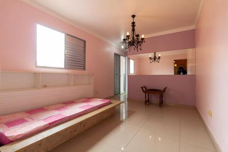 Casa para alugar com 220m², 4 quartos e 2 vagasQuarto 3