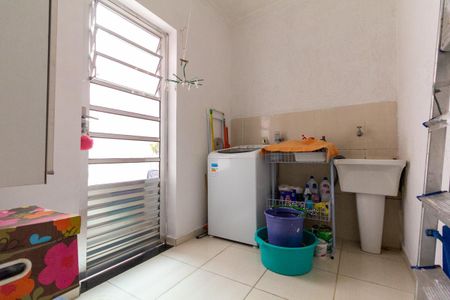 Casa para alugar com 220m², 4 quartos e 2 vagasÁrea de Serviço