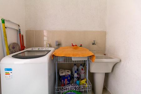 Casa para alugar com 220m², 4 quartos e 2 vagasÁrea de Serviço