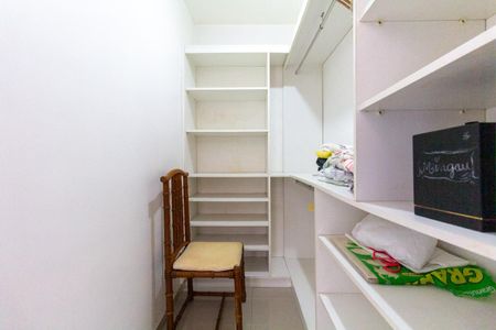 Casa para alugar com 220m², 4 quartos e 2 vagasCloset