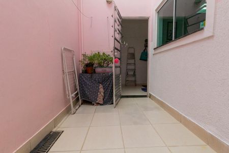 Casa para alugar com 220m², 4 quartos e 2 vagasQuintal