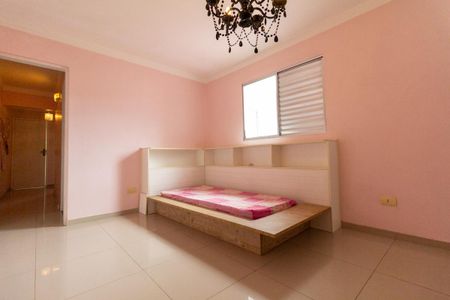 Casa para alugar com 220m², 4 quartos e 2 vagasQuarto 3