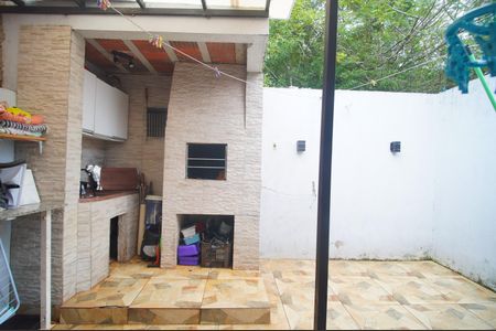 Casa de condomínio à venda com 48m², 2 quartos e 2 vagasVista do Quarto 2
