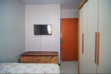 Casa de condomínio à venda com 48m², 2 quartos e 2 vagasQuarto 1