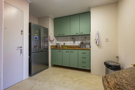 Apartamento para alugar com 110m², 2 quartos e 1 vaga Apartamento para alugar com 110m², 2 quartos e 1 vagaCozinha