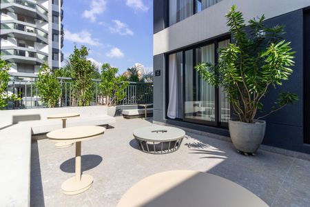 Studio à venda com 25m², 1 quarto e sem vagaÁrea comum - Salão de festas