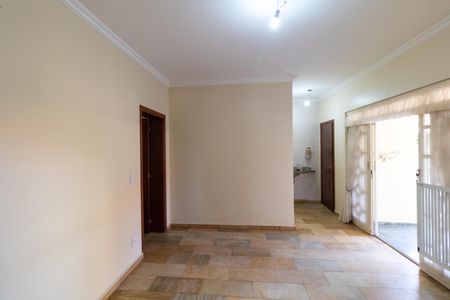 Casa de condomínio à venda com 326m², 4 quartos e 6 vagasSala de Jantar