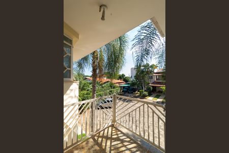 Casa de condomínio à venda com 326m², 4 quartos e 6 vagasSacada da Suíte 01