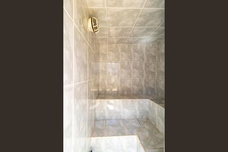 Casa de condomínio à venda com 326m², 4 quartos e 6 vagasSauna