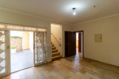 Casa de condomínio à venda com 326m², 4 quartos e 6 vagasSala de Jantar