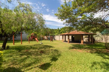 Casa de condomínio à venda com 326m², 4 quartos e 6 vagasÁrea comum