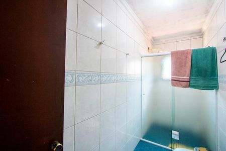 Casa à venda com 261m², 3 quartos e 5 vagas Casa à venda com 261m², 3 quartos e 5 vagasBanheiro do quarto 1