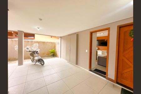 Apartamento para alugar com 72m², 2 quartos e 1 vagaGaragem