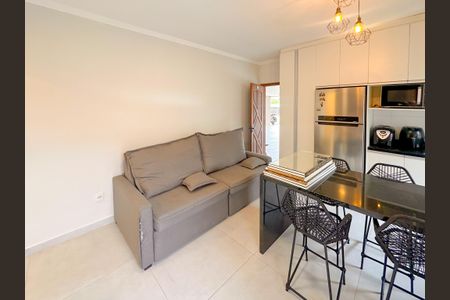 Apartamento para alugar com 72m², 2 quartos e 1 vagaSala