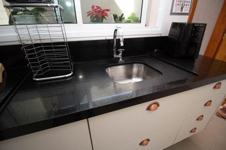 Casa à venda com 126m², 3 quartos e 2 vagasCozinha