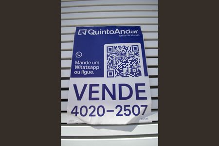 Casa à venda com 126m², 3 quartos e 2 vagasFachada - placa instalada
