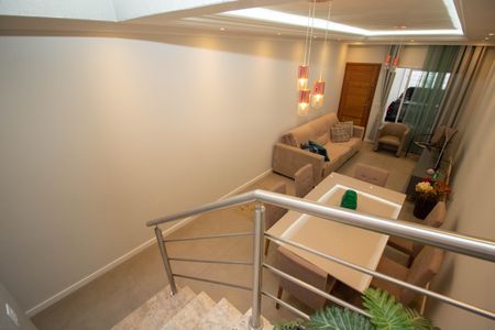 Casa à venda com 126m², 3 quartos e 2 vagasSala