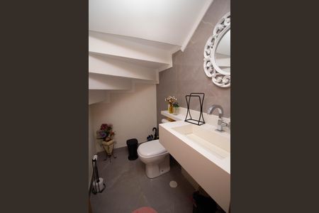 Casa à venda com 126m², 3 quartos e 2 vagasLavabo