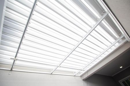 Casa à venda com 126m², 3 quartos e 2 vagasDetalhe - Garagem teto retrátil 