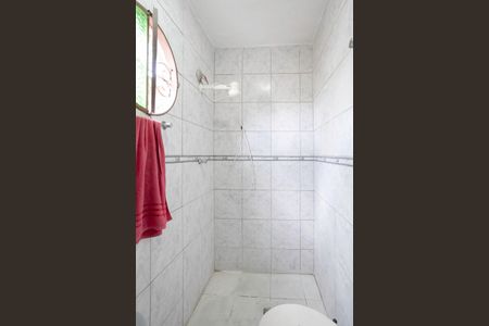 Casa para alugar com 99m², 2 quartos e 1 vagaBanheiro social 