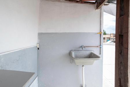 Casa para alugar com 99m², 2 quartos e 1 vagaÁrea de serviço