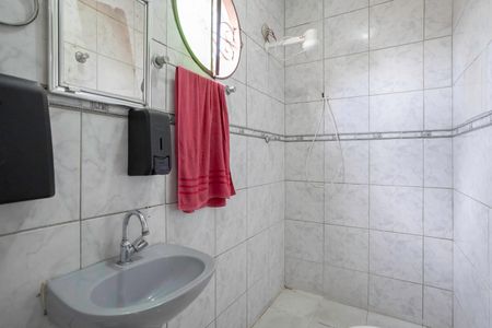 Casa para alugar com 99m², 2 quartos e 1 vagaBanheiro social 