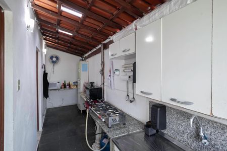 Casa para alugar com 99m², 2 quartos e 1 vagaCozinha