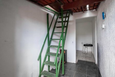 Casa para alugar com 99m², 2 quartos e 1 vagaEntrada