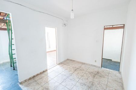 Sala de casa para alugar com 2 quartos, 99m² em Piratininga, Belo Horizonte