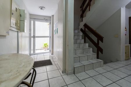 Apartamento à venda com 57m², 2 quartos e 1 vagaHall de entrada