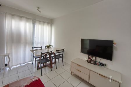 Apartamento à venda com 48m², 2 quartos e 1 vagaSala