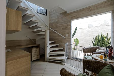 Casa para alugar com 1200m², 4 quartos e 2 vagasLiving