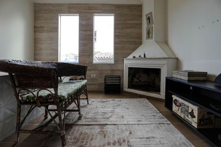 Casa para alugar com 1200m², 4 quartos e 2 vagasLareira