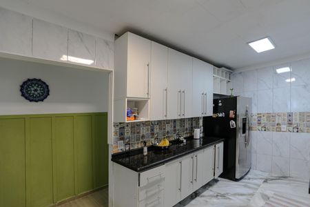 Casa para alugar com 1200m², 4 quartos e 2 vagasCozinha