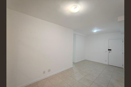 Sala de apartamento à venda com 2 quartos, 69m² em Barra Olímpica, Rio de Janeiro