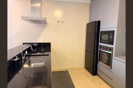 Casa de condomínio à venda com 170m², 3 quartos e 4 vagas Casa de condomínio à venda com 170m², 3 quartos e 4 vagasFoto 01