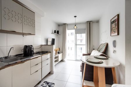 Sala de apartamento para alugar com 1 quarto, 35m² em Barra Funda, São Paulo