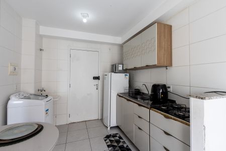 Apartamento à venda com 35m², 2 quartos e sem vaga Apartamento à venda com 35m², 2 quartos e sem vagaCozinha e Área de Serviço