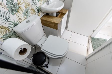 Apartamento à venda com 35m², 2 quartos e sem vaga Apartamento à venda com 35m², 2 quartos e sem vagaBanheiro