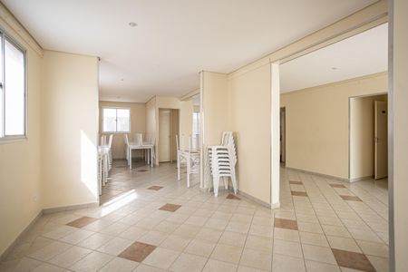 Apartamento para alugar com 57m², 2 quartos e 1 vaga Apartamento para alugar com 57m², 2 quartos e 1 vagaÁrea comum - Salão de festas