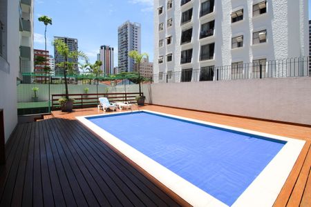 Apartamento à venda com 100m², 3 quartos e 2 vagasÁrea comum - Piscina